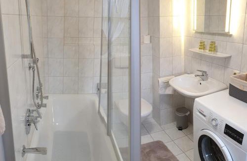Bernau am Chiemsee Apartamento | Ferienwohnungen Haus am See
