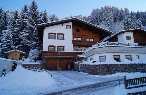 Rohrberg Apartamento | Ferienwohnungen Pfister