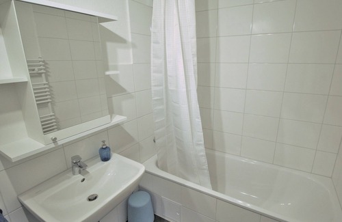 Hassels Apartamento | Ferienwohung D14, 81qm, 2 Schlafzimmer, 1 Wohn-/Schlafzimmer, max. 8 Personen