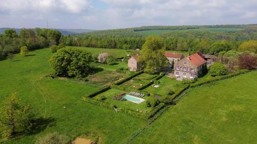 Yvoir Casa | Ferme de l'Airbois - gites 12pers et 14pers