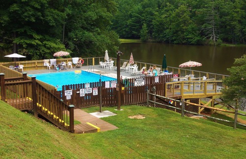 Deep Gap Casa | Lo mejor de ambos mundos: entorno natural de montaña cerca de excelentes servicios.