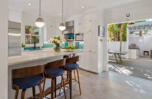 Meadows Casa | FERNWOOD ~ Dreamy, Lush Estate with Incredible Outdoor Space with Pool & Spa!