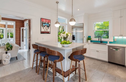 Meadows Casa | FERNWOOD ~ Dreamy, Lush Estate with Incredible Outdoor Space with Pool & Spa!