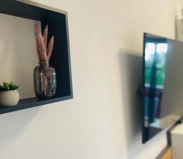 Bad Griesbach-Therme Apartamento | FeWo 13 - Appartement im Rottalblick - Elegant und ruhig wohnen, Tiere willkommen, Bademantelgang zur Therme, TV, Boxspringbett, Balkon inkl Garage u Kurtaxe