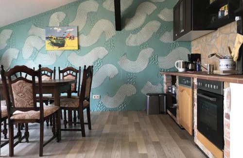 Kroepelin Casa | Fewo 13 Ferienwohnung Ziegenheim auf dem Bauernhof