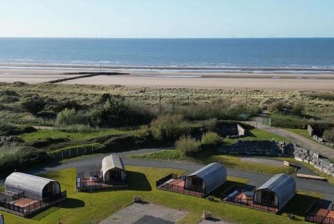 Prestatyn Otro | Ffrith Park hotel pods