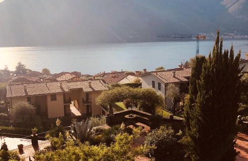 Azzano Apartamento | Ficarra Apartments