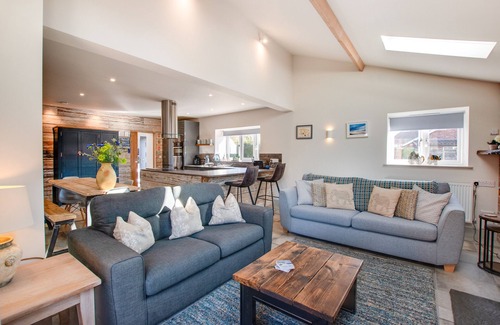 Hindolveston Casa | Field View - Tres Habitaciones Casa, Capacidad 6