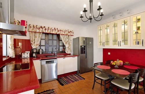 Agüimes Casa | 'Finca Fani 1' con vistas al mar, vistas a la montaña, piscina compartida, terraza y jardín