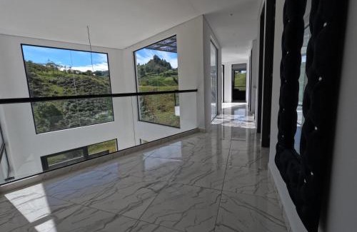 El Penol Casa | Finca Las palmas Guatape