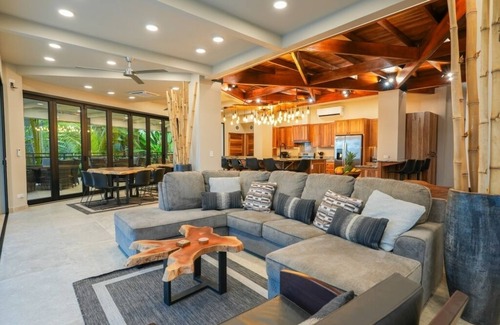 Matapalo Casa | Find Yourself Somewhere