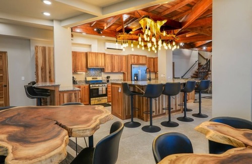 Matapalo Casa | Find Yourself Somewhere