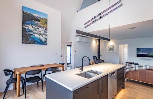 National Park Village Casa | Findlay Chalet - National Park Holiday Home