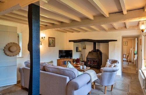 Blandford Forum Casa | Finest Retreats - The Thatch at Winterborne Houghton