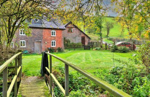 Tirabad Casa | Finest Retreats - Great Cantal Granary
