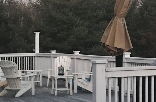 Hammondsport Casa | Finger Lakes Keuka East Hillside, sleeps 8