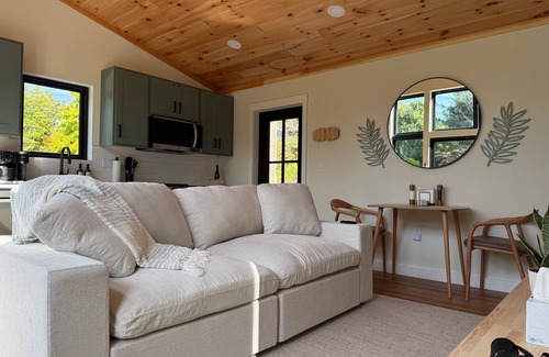 Alpine Cabina | Finger Lakes Luxury Couples Retreat with Sauna, Hot tub and Cold Plunge