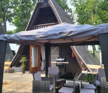 Dessau-Rosslau Otro | Finnhütte Strandbad Adria