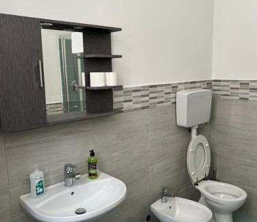 Fiorenzuola d'Arda Apartamento | Fiore Apartments