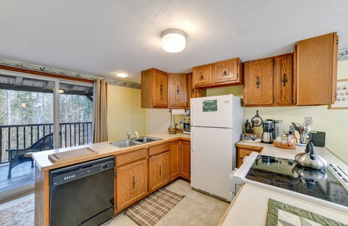 Walton Cabaña | Fire Pit & On-site Pond: Wooded Walton Home!