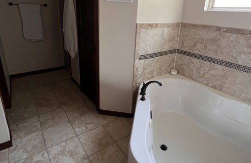 Yukon Casa | Firefly Flair, relaxing home on a quiet greenbelt full of nice amenities.