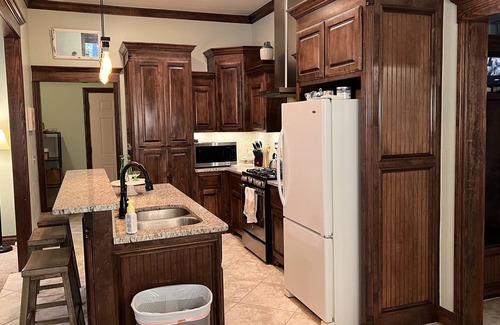 Yukon Casa | Firefly Flair, relaxing home on a quiet greenbelt full of nice amenities.