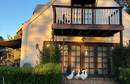 Firefly Cabaña | Firefly Retreat - Charming Cottage on 10 Acres