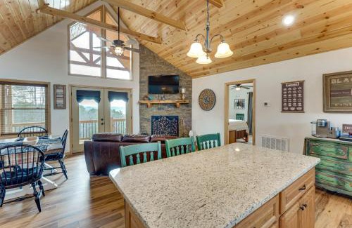 Murphy Casa | Fireplace, Mtn View! Cabin 12 Mi to Harrahs Casino
