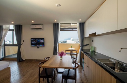 Da Nang City Centre Hotel | FIRST Studio Hotel Da Nang