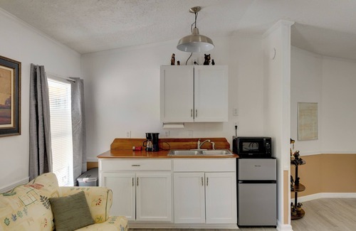 Langston Casa | Fish & Explore: Wooded Lake Guntersville Retreat