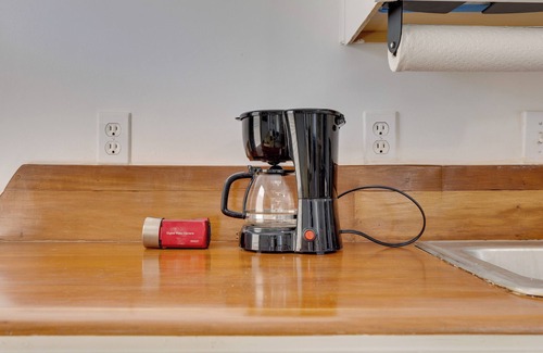 Langston Casa | Fish & Explore: Wooded Lake Guntersville Retreat