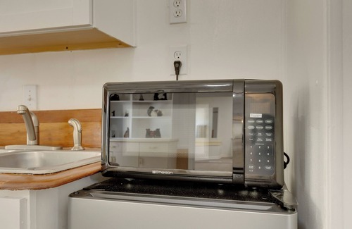 Langston Casa | Fish & Explore: Wooded Lake Guntersville Retreat