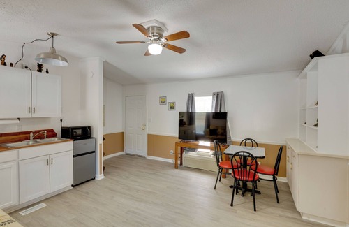 Langston Cabaña | Fish & Explore: Wooded Lake Guntersville Retreat