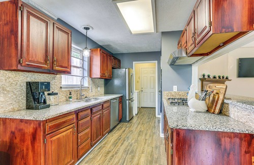 Lake Charles Casa | Fish, Golf, Explore: Home 3 Mi to Prien Lake Park!