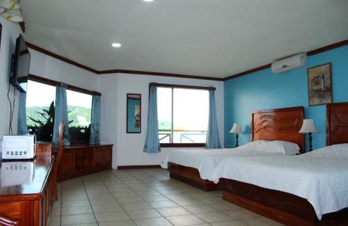 Golfito Hotel | Fish Hook Marina Hotel