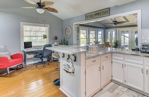Lake Waccamaw Casa | Fish, Swim & Grill: Lakefront Carolina Home!