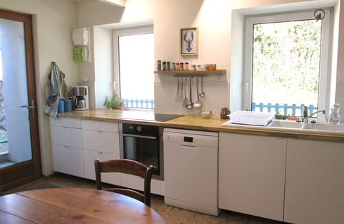 Plouguiel Casa | Fisherman's cottage, near Tréguier and Plougrescant, beaches 10 minutes away