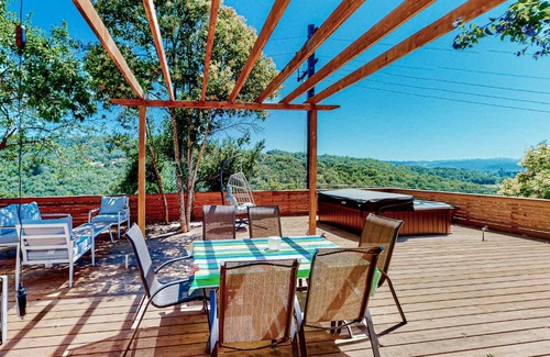 Healdsburg Casa | Fitch Mountain Cabin