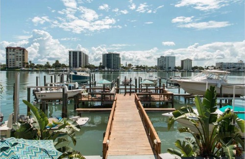 Bay Esplanade Casa | Five Palms Suite 109 - Daily - Weekly - Monthly