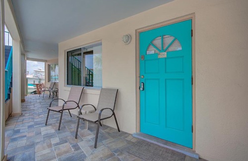 Bay Esplanade Casa | Five Palms Suite 109 - Daily - Weekly - Monthly