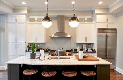 Noble Square Casa | Relájese con la familia en una casa unifamiliar de lujo en Chicago