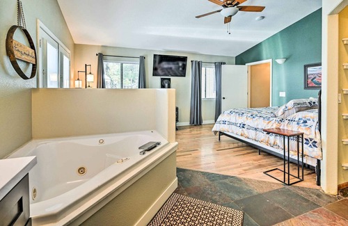 Mountainaire Cabina | Flagstaff Cabin w/ Fire Box, Near Downtown!