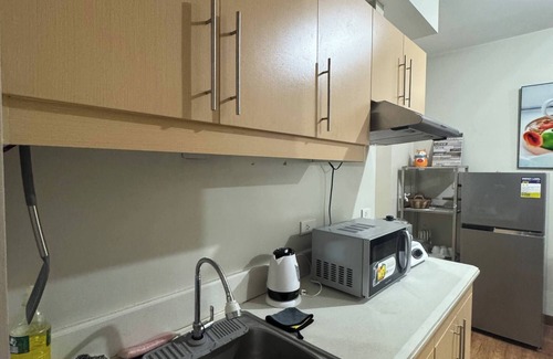 Highway Hills Condominio | Condominio Flair Towers cerca de MRT Bonifacio y Shaw dentro de Greenfields