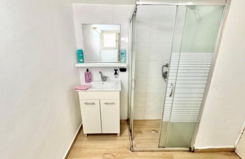 Kiryat Yam Apartamento | Flamingo Beach Escape
