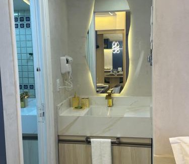 Boa Viagem Apartamento | Flat Hotel Luxo - 50 metros da praia