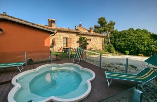 SantʼAngelo in Vado Casa | Flat on a farm with swimming pool and many activities