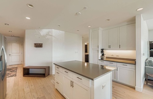 Central Boulder Casa | Flatiron View 2BR with Rooftop Pool