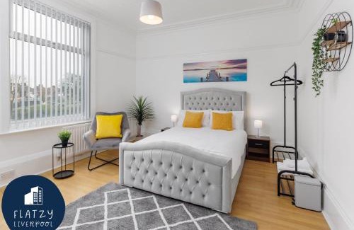 Liverpool Casa | FLATZY - 6 bed Oasis Close to Football Stadiums