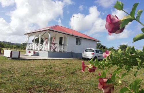 Saint-Louis Casa | "Fleur d'Hibiscus" Maison de charme au calme à Marie-Galante