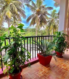 Kushalnagar Casa | Flintstone Home